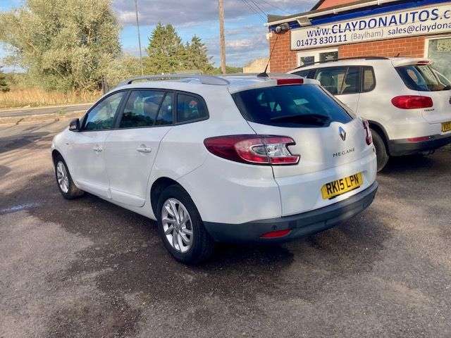 2015 RENAULT MEGANE 2015 RENAULT MEGANE