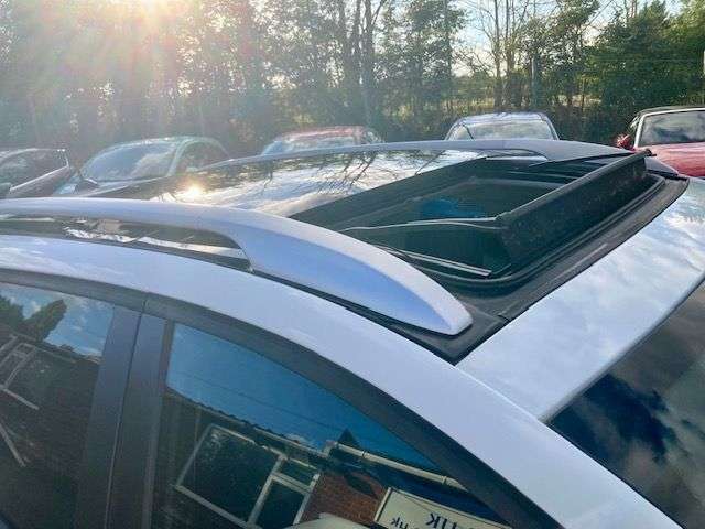 2015 RENAULT MEGANE 2015 RENAULT MEGANE