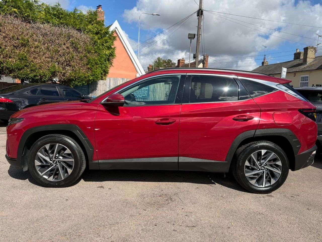 A 2023 HYUNDAI TUCSON 1.6 T-GDi PREMIUM SUV 5dr PETROL MANUAL EURO 6 (s/s) (150 ps) A 2023 HYUNDAI TUCSON 1.6 T-GDi PREMIUM SUV 5dr PETROL MANUAL EURO 6 (s/s) (150 ps)