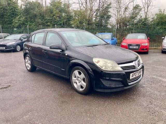 A 2007 VAUXHALL ASTRA 1.6i 16v ENERGY HATCHBACK 5dr PETROL MANUAL (156 g/km, 113 bhp) LOW MILEAGE A 2007 VAUXHALL ASTRA 1.6i 16v ENERGY HATCHBACK 5dr PETROL MANUAL (156 g/km, 113 bhp) LOW MILEAGE