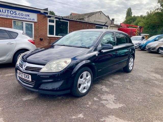 A 2007 VAUXHALL ASTRA 1.6i 16v ENERGY HATCHBACK 5dr PETROL MANUAL (156 g/km, 113 bhp) LOW MILEAGE A 2007 VAUXHALL ASTRA 1.6i 16v ENERGY HATCHBACK 5dr PETROL MANUAL (156 g/km, 113 bhp) LOW MILEAGE