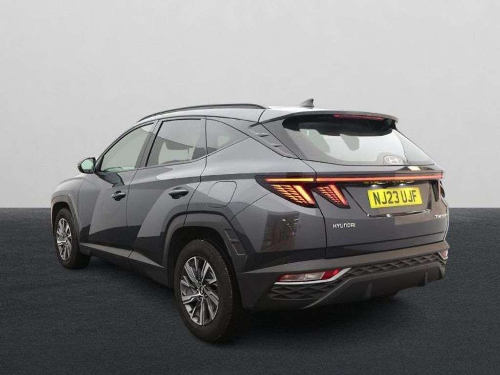 A 2023 HYUNDAI TUCSON 1.6 T-GDi SE CONNECT SUV 5dr PETROL MANUAL EURO 6 (s/s) (150 ps) DUE IN SOO A 2023 HYUNDAI TUCSON 1.6 T-GDi SE CONNECT SUV 5dr PETROL MANUAL EURO 6 (s/s) (150 ps) DUE IN SOO