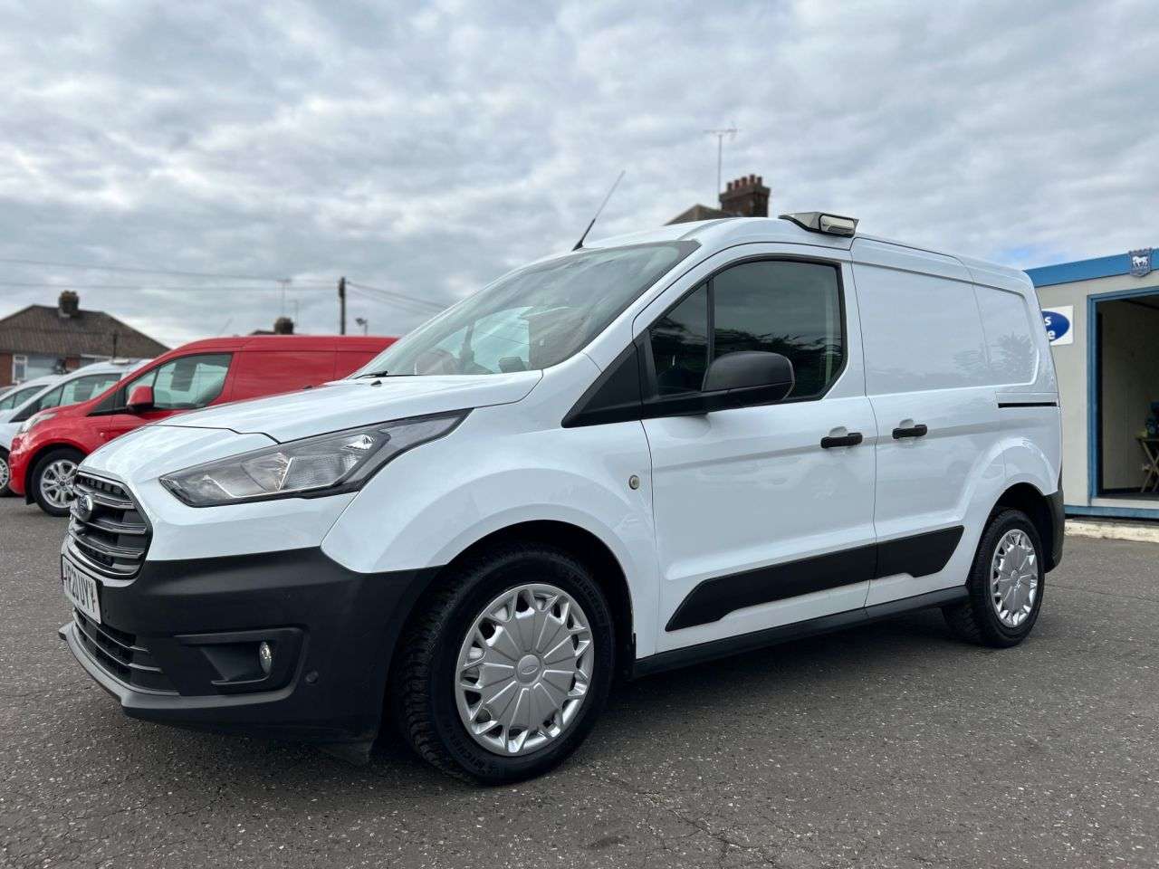 A 2020 FORD TRANSIT CONNECT 1.5TDCI 220 EcoBlue LEADER P/V 5dr L1 ONE OWNER, 6 SERVICES A 2020 FORD TRANSIT CONNECT 1.5TDCI 220 EcoBlue LEADER P/V 5dr L1 ONE OWNER, 6 SERVICES