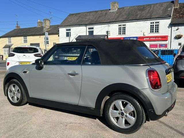 2019 MINI CONVERTIBLE 2019 MINI CONVERTIBLE