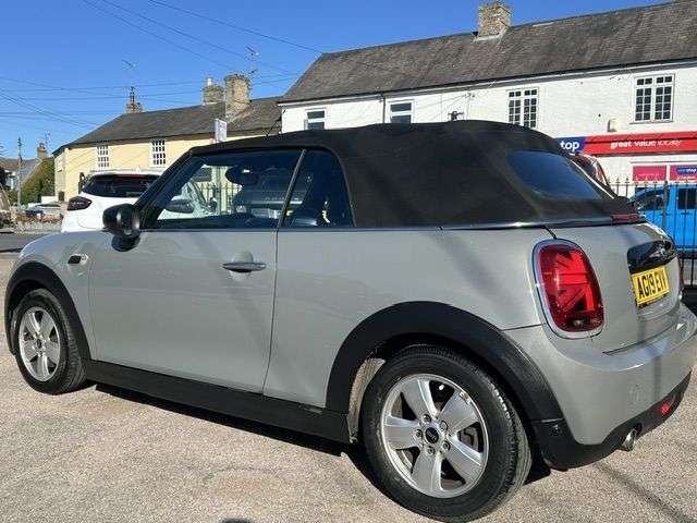 2019 MINI CONVERTIBLE 2019 MINI CONVERTIBLE