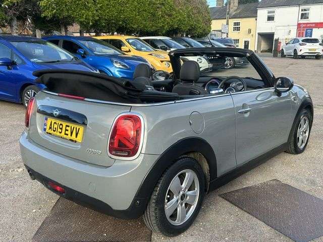 2019 MINI CONVERTIBLE 2019 MINI CONVERTIBLE
