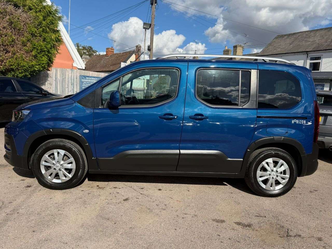 A 2021 PEUGEOT RIFTER 1.5 BLUEHDI ALLURE WAV MPV 5dr DIESEL MANUAL EURO 6 (100 ps) WHEELCHAIR ACC A 2021 PEUGEOT RIFTER 1.5 BLUEHDI ALLURE WAV MPV 5dr DIESEL MANUAL EURO 6 (100 ps) WHEELCHAIR ACC