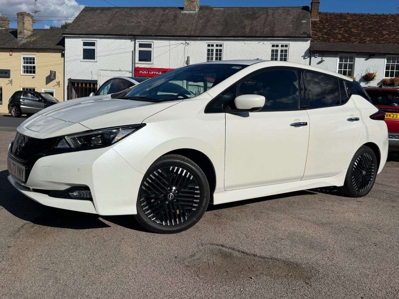 A 2023 NISSAN LEAF 39kWh TEKNA HATCHBACK 5dr ELECTRIC AUTOMATIC (150 ps) A 2023 NISSAN LEAF 39kWh TEKNA HATCHBACK 5dr ELECTRIC AUTOMATIC (150 ps)