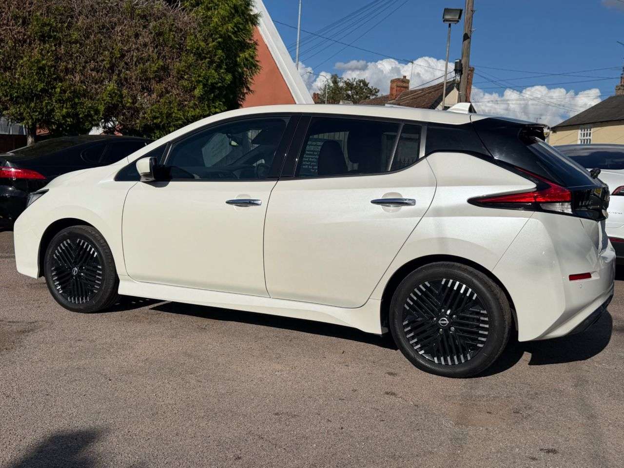 2023 NISSAN LEAF 2023 NISSAN LEAF