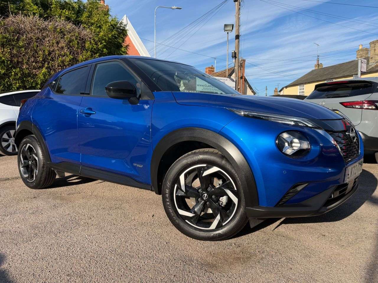 A 2023 NISSAN JUKE 1.6 N-CONNECTA SUV 5dr PETROL HYBRID AUTOMATIC EURO 6 (143 ps) CHOICE A 2023 NISSAN JUKE 1.6 N-CONNECTA SUV 5dr PETROL HYBRID AUTOMATIC EURO 6 (143 ps) CHOICE