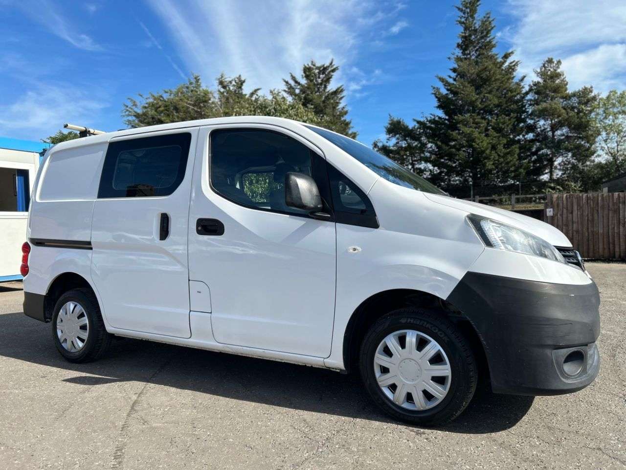 A 2018 NISSAN NV200 1.5dCi ACENTA CREW VAN 6dr 5 SEATER SWB ONE OWNER, 8 SERVICES A 2018 NISSAN NV200 1.5dCi ACENTA CREW VAN 6dr 5 SEATER SWB ONE OWNER, 8 SERVICES