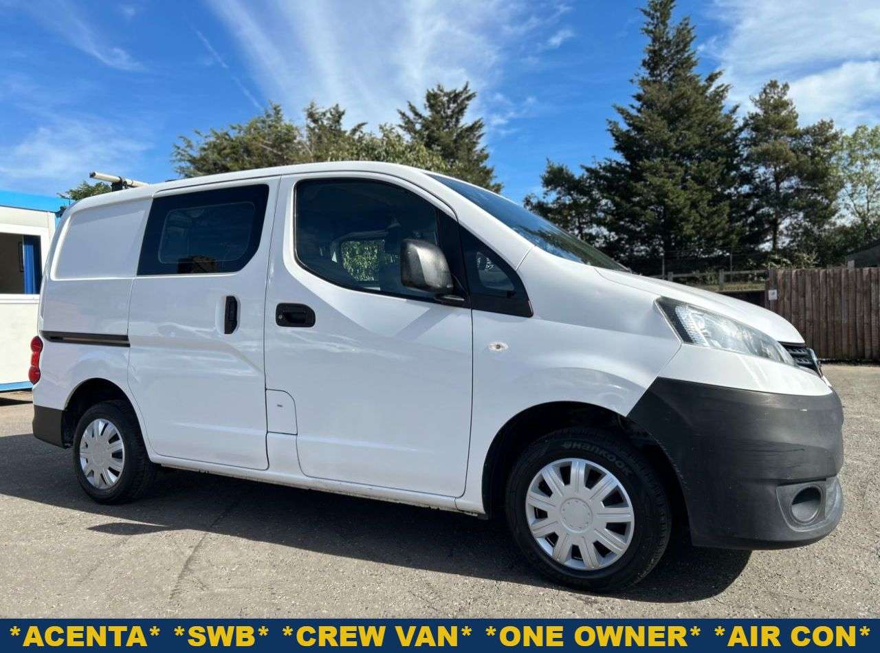 A 2018 NISSAN NV200 1.5dCi ACENTA CREW VAN 6dr 5 SEATER SWB ONE OWNER, 8 SERVICES A 2018 NISSAN NV200 1.5dCi ACENTA CREW VAN 6dr 5 SEATER SWB ONE OWNER, 8 SERVICES