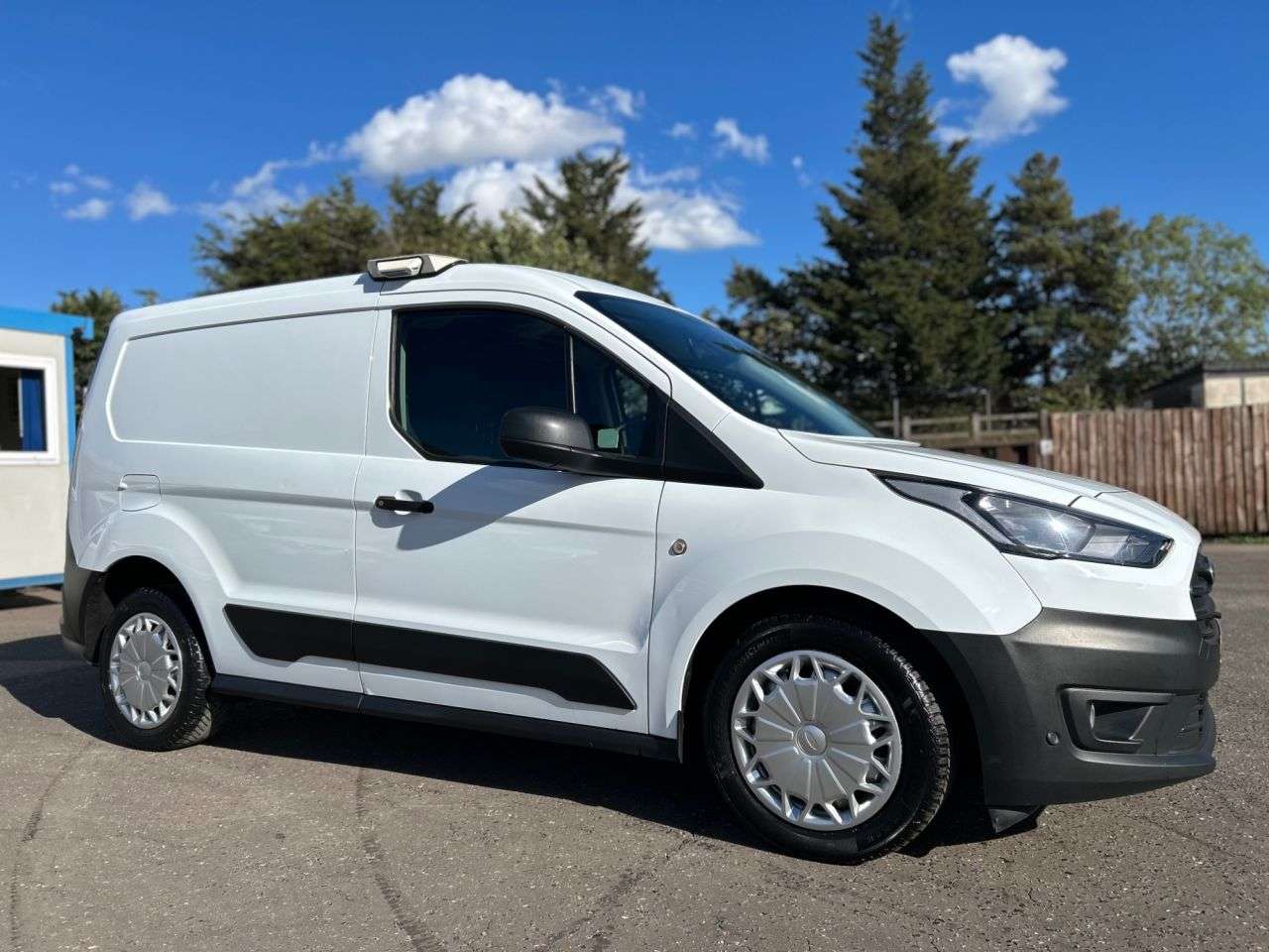 A 2020 FORD TRANSIT CONNECT 1.5TDCI 220 EcoBlue LEADER P/V 5dr L1 ONE OWNER, 5 SERVICES A 2020 FORD TRANSIT CONNECT 1.5TDCI 220 EcoBlue LEADER P/V 5dr L1 ONE OWNER, 5 SERVICES