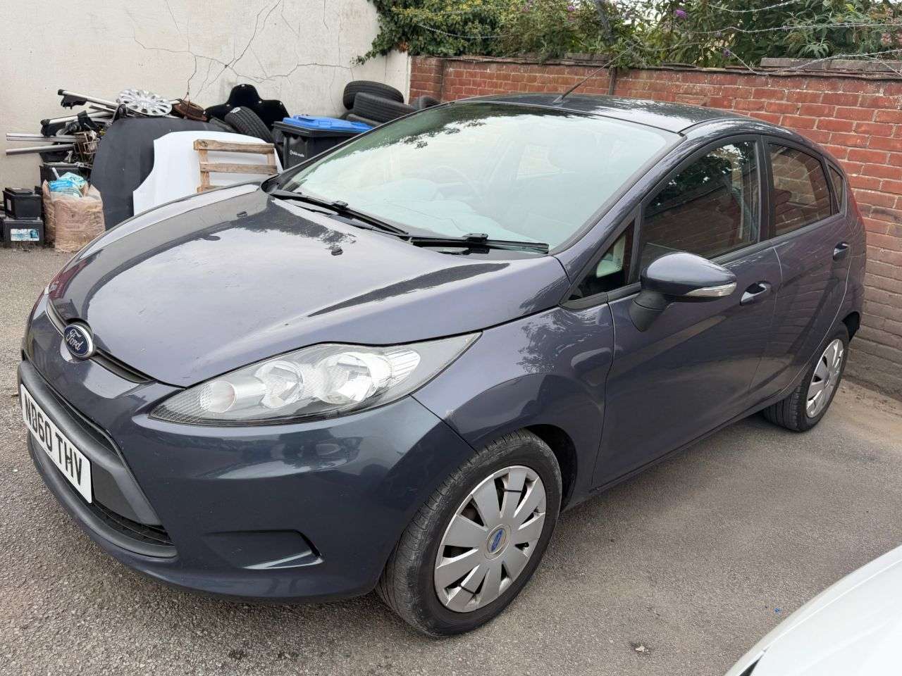 A 2011 FORD FIESTA 1.25 EDGE HATCHBACK 5dr PETROL MANUAL (129 g/km, 81 bhp) WITH SERVICE HISTO A 2011 FORD FIESTA 1.25 EDGE HATCHBACK 5dr PETROL MANUAL (129 g/km, 81 bhp) WITH SERVICE HISTO