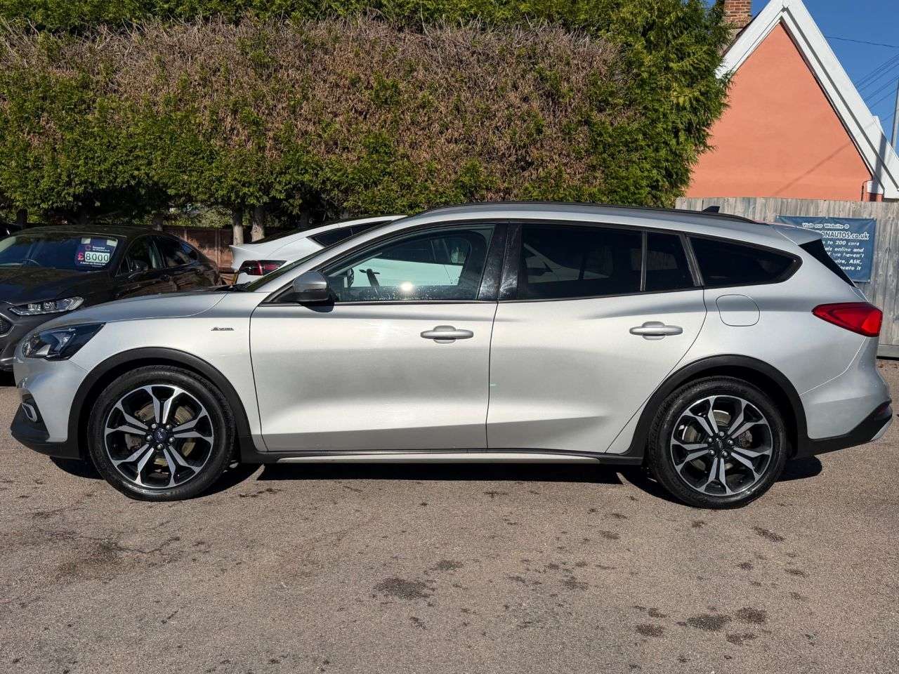 A 2020 FORD FOCUS 1.5 ECOBLUE ACTIVE X ESTATE 5dr DIESEL AUTOMATIC EURO 6 (s/s) (120 ps)WITH A 2020 FORD FOCUS 1.5 ECOBLUE ACTIVE X ESTATE 5dr DIESEL AUTOMATIC EURO 6 (s/s) (120 ps)WITH