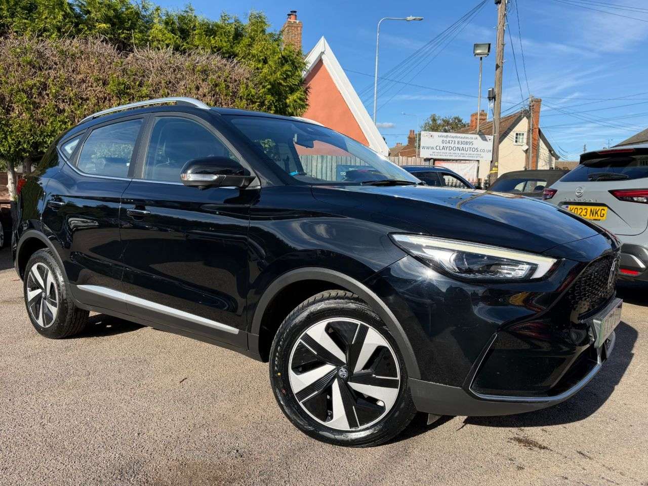 A 2022 MG MG ZS 72.6kWh TROPHY LONG RANGE SUV 5dr ELECTRIC AUTOMATIC (156 ps) FULL SERVICE A 2022 MG MG ZS 72.6kWh TROPHY LONG RANGE SUV 5dr ELECTRIC AUTOMATIC (156 ps) FULL SERVICE