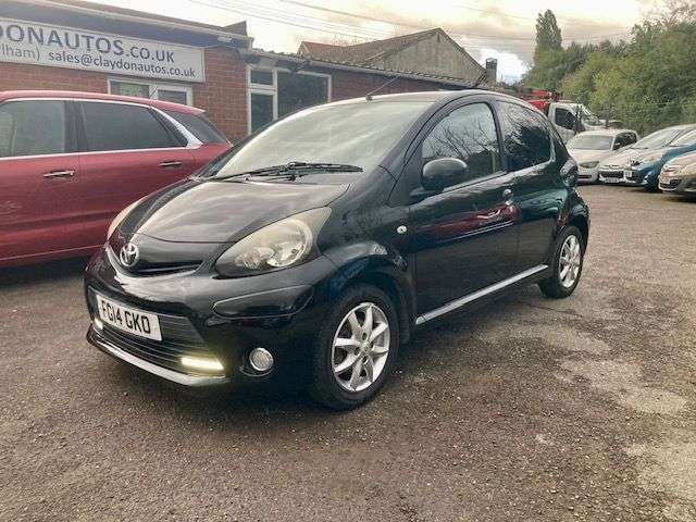 A 2014 TOYOTA AYGO 1.0 VVT-i MODE HATCHBACK 5dr PETROL MANUAL (68 ps) WITH SERVICE HISTORY A 2014 TOYOTA AYGO 1.0 VVT-i MODE HATCHBACK 5dr PETROL MANUAL (68 ps) WITH SERVICE HISTORY