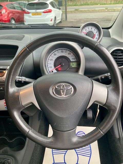 2014 TOYOTA AYGO 2014 TOYOTA AYGO