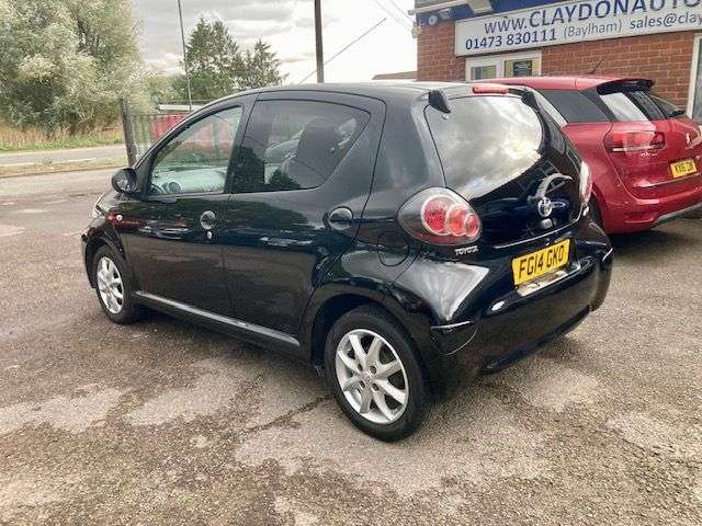 A 2014 TOYOTA AYGO 1.0 VVT-i MODE HATCHBACK 5dr PETROL MANUAL (68 ps) WITH SERVICE HISTORY A 2014 TOYOTA AYGO 1.0 VVT-i MODE HATCHBACK 5dr PETROL MANUAL (68 ps) WITH SERVICE HISTORY