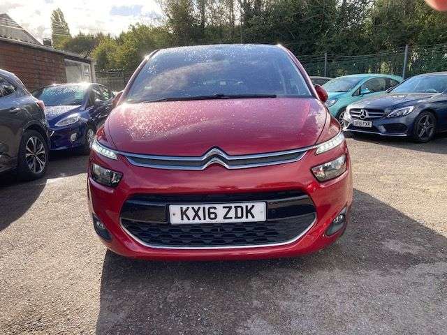 A 2016 CITROEN C4 PICASSO 1.6 BlueHDi EXCLUSIVE + MPV 5dr DIESEL MANUAL EURO 6 (s/s) (120 ps) WITH SE A 2016 CITROEN C4 PICASSO 1.6 BlueHDi EXCLUSIVE + MPV 5dr DIESEL MANUAL EURO 6 (s/s) (120 ps) WITH SE