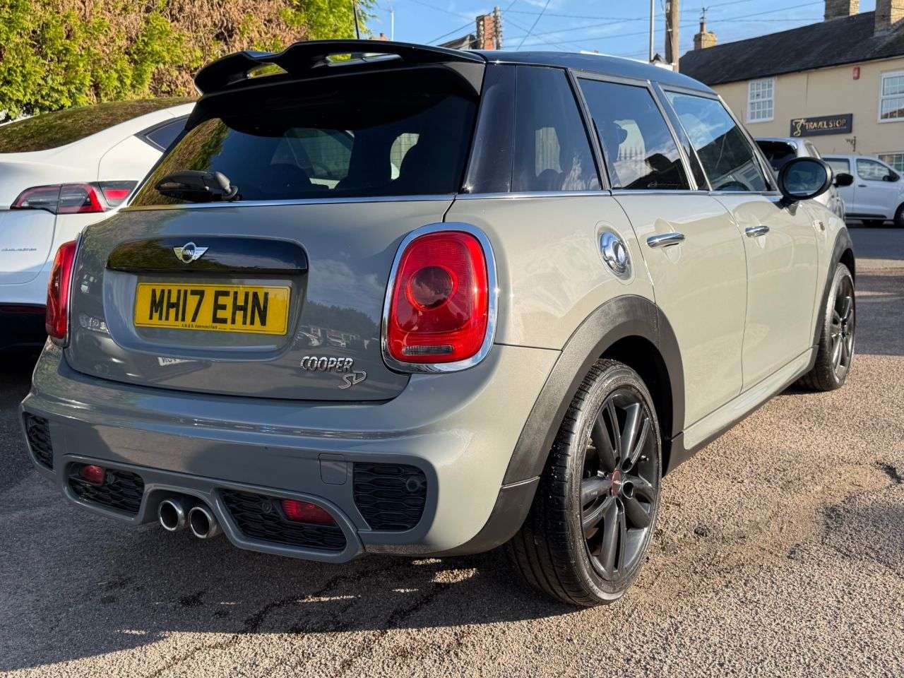 2017 MINI HATCH 2017 MINI HATCH