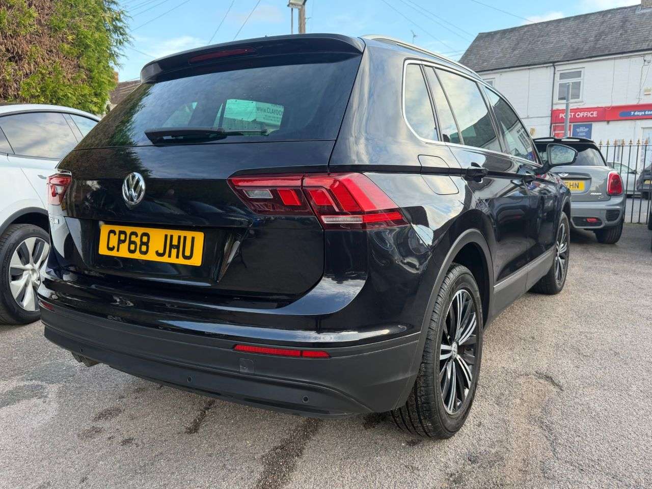 2018 VOLKSWAGEN TIGUAN 2018 VOLKSWAGEN TIGUAN