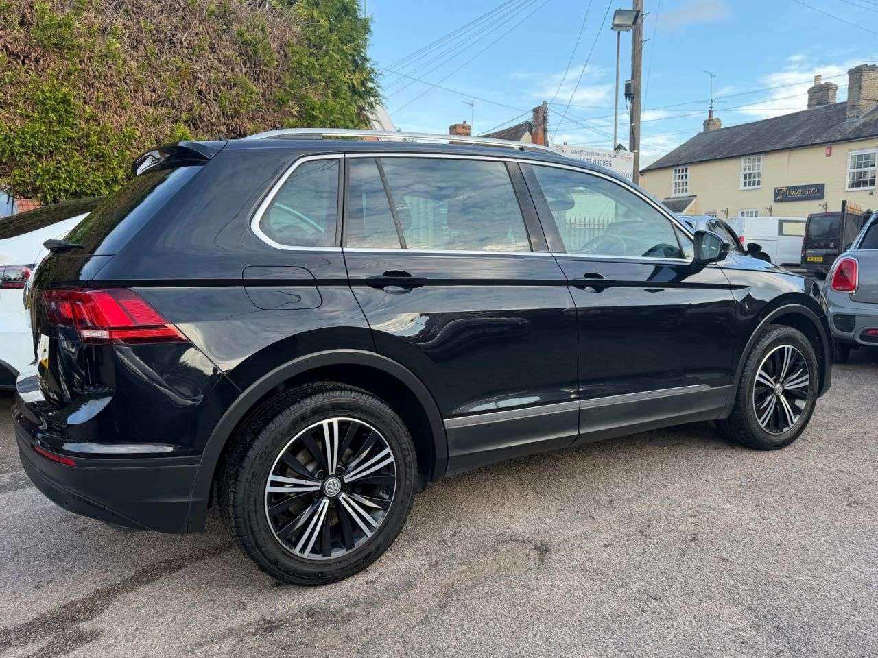 2018 VOLKSWAGEN TIGUAN 2018 VOLKSWAGEN TIGUAN