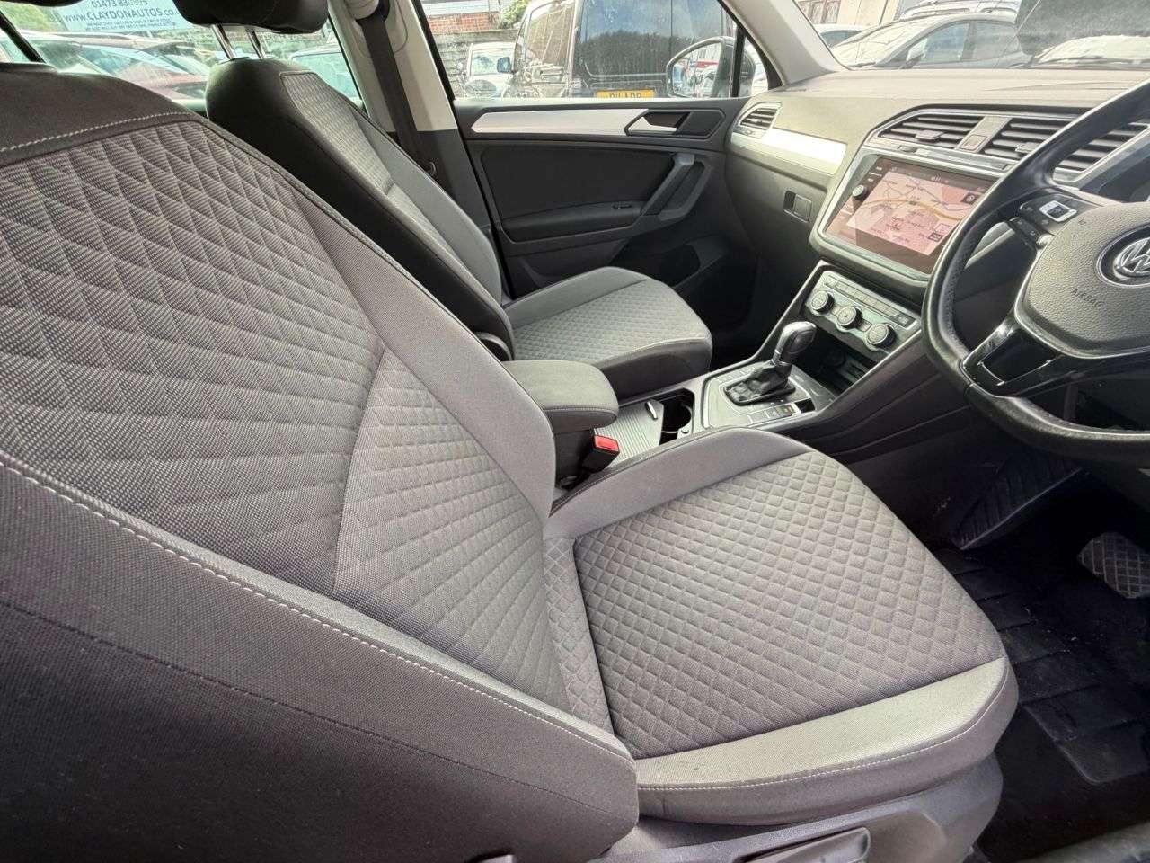 2018 VOLKSWAGEN TIGUAN 2018 VOLKSWAGEN TIGUAN