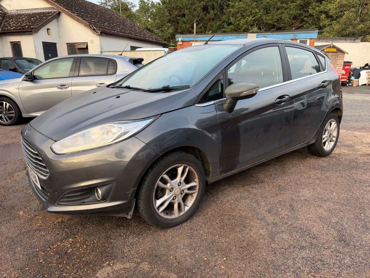 A 2016 FORD FIESTA 1.0T ECOBOOST ZETEC HATCHBACK 5dr PETROL MANUAL EURO 6 (s/s) NEW WETBELT AN A 2016 FORD FIESTA 1.0T ECOBOOST ZETEC HATCHBACK 5dr PETROL MANUAL EURO 6 (s/s) NEW WETBELT AN