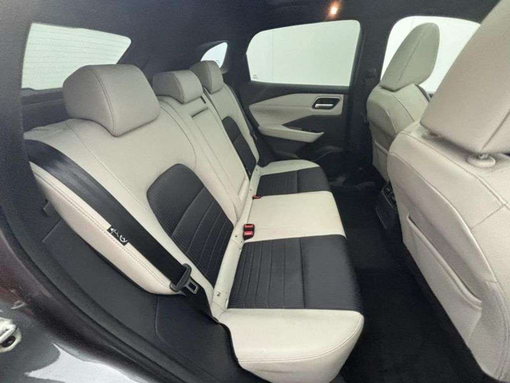 A 2023 NISSAN QASHQAI 1.5 h e-POWER TEKNA SUV 5dr PETROL HYBRID AUTOMATIC EURO 6 (s/s) (190 ps) A 2023 NISSAN QASHQAI 1.5 h e-POWER TEKNA SUV 5dr PETROL HYBRID AUTOMATIC EURO 6 (s/s) (190 ps)