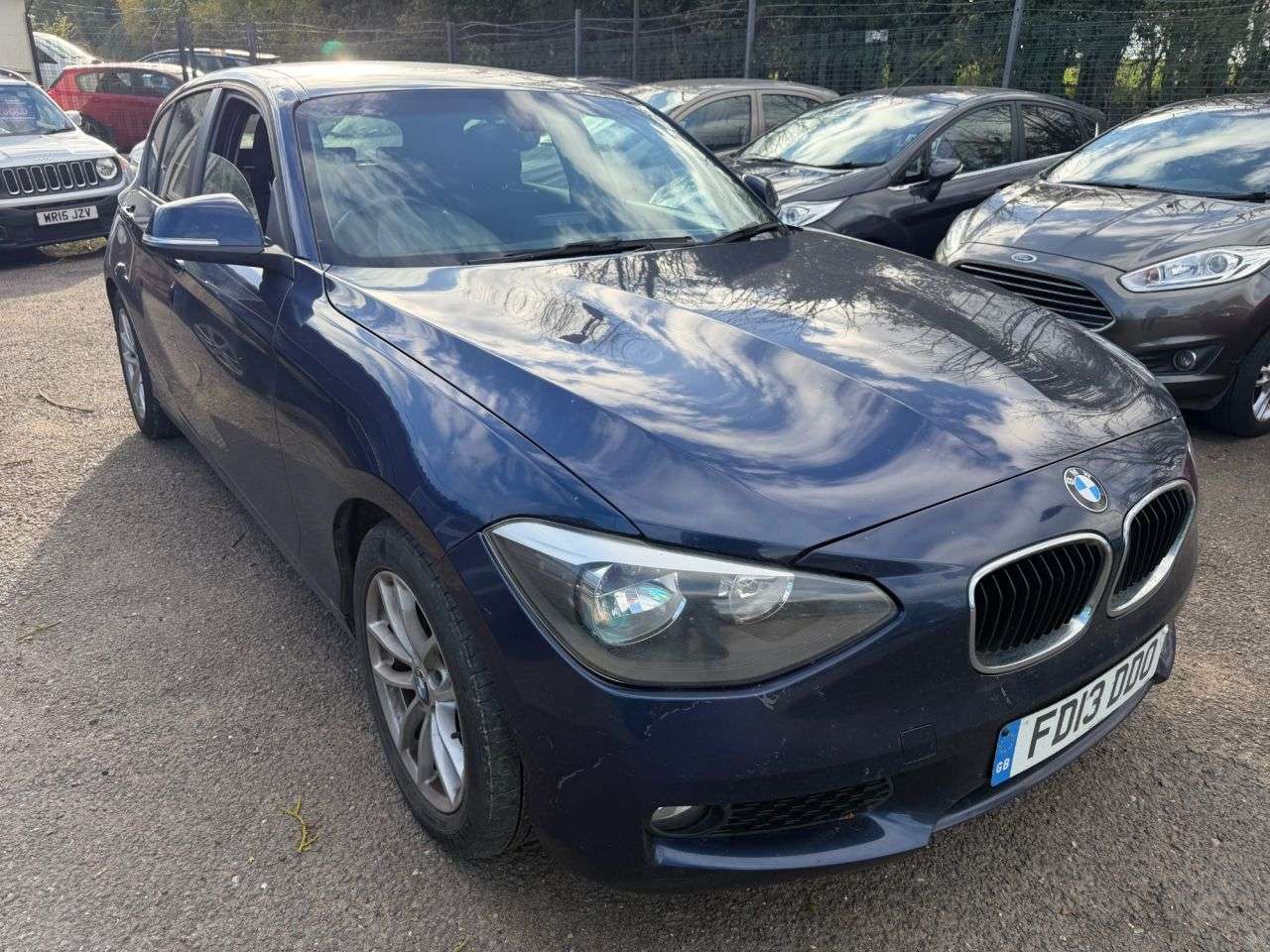 A 2013 BMW 1 SERIES 1.6 116d ED EFFICIENT DYNAMICS HATCHBACK 5dr DIESEL MANUAL (s/s) (116 ps) B A 2013 BMW 1 SERIES 1.6 116d ED EFFICIENT DYNAMICS HATCHBACK 5dr DIESEL MANUAL (s/s) (116 ps) B