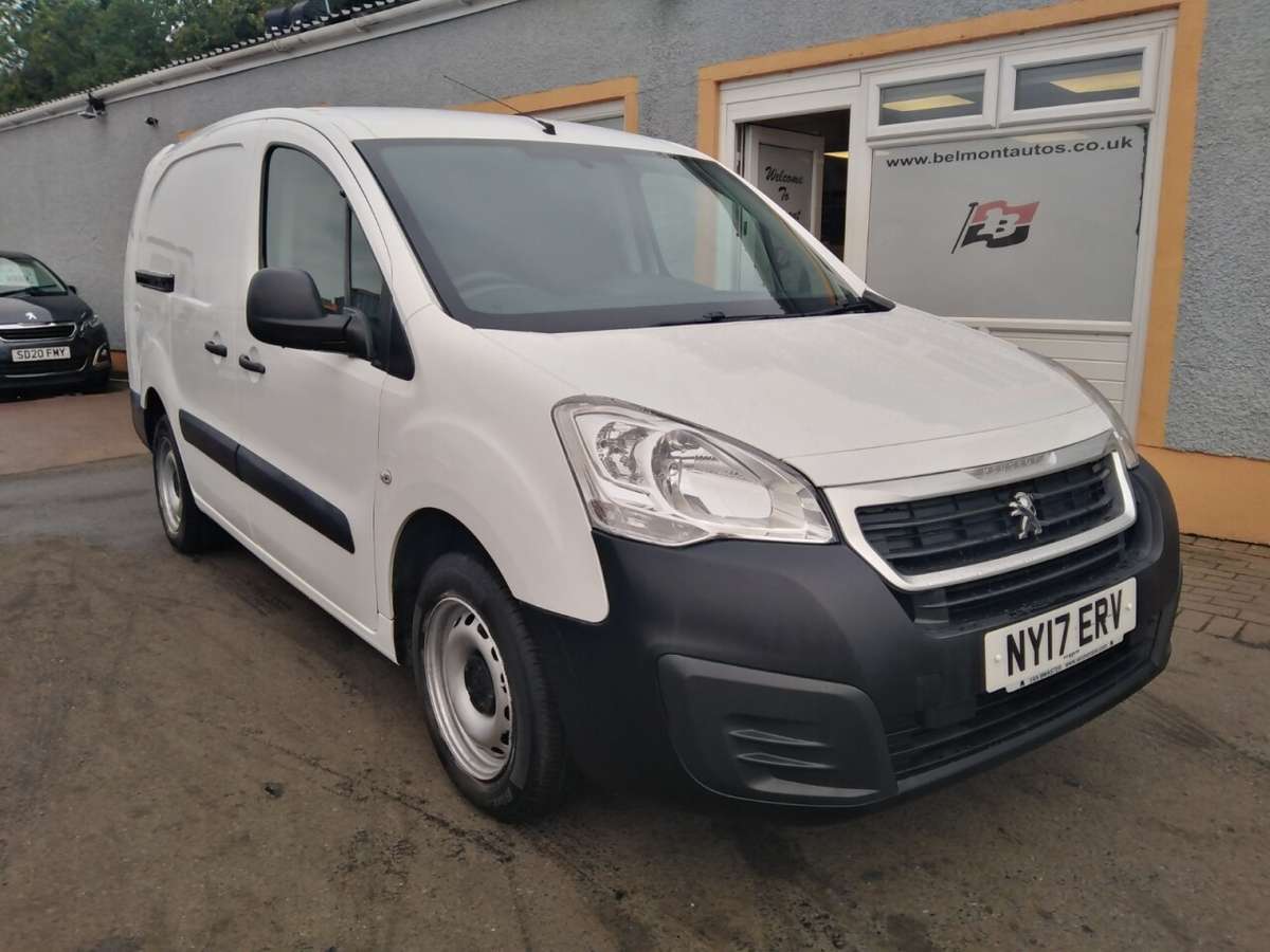 Check out this Peugeot Partner 2017 Diesel Manual