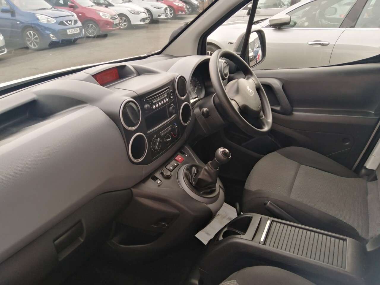 2017 PEUGEOT PARTNER 2017 PEUGEOT PARTNER