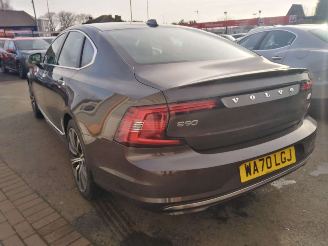 2020 VOLVO S90 2020 VOLVO S90