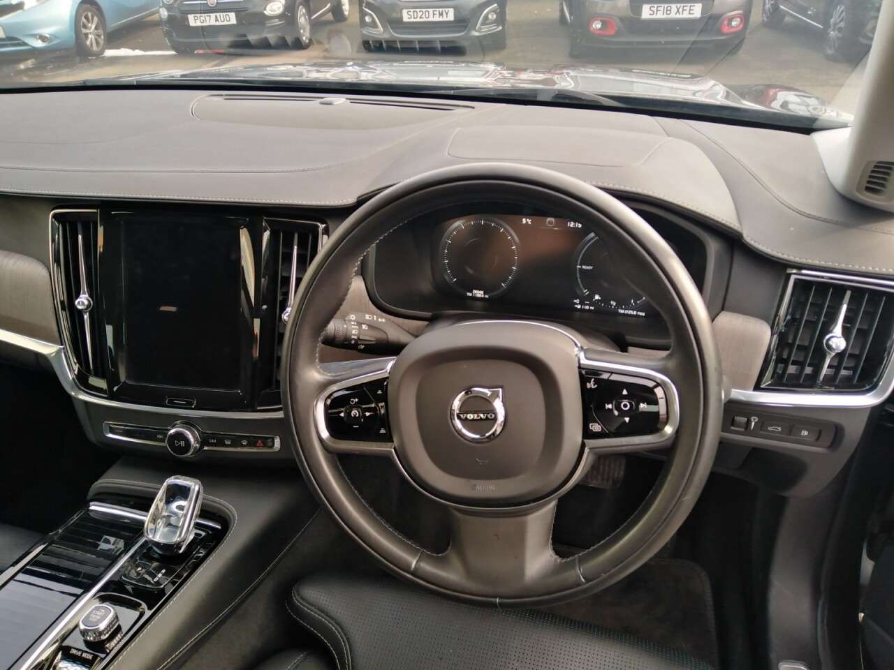 2020 VOLVO S90 2020 VOLVO S90