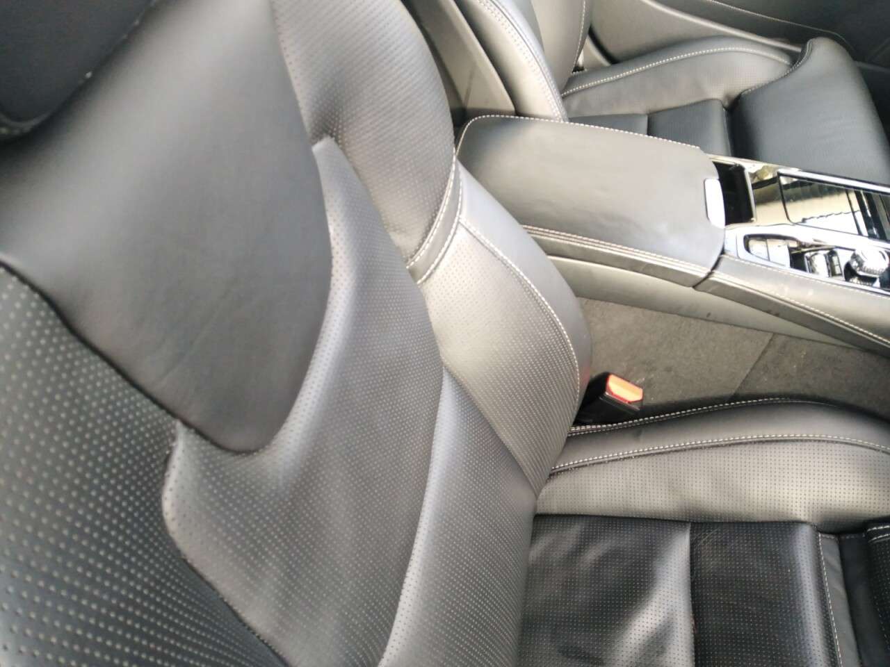 2020 VOLVO S90 2020 VOLVO S90