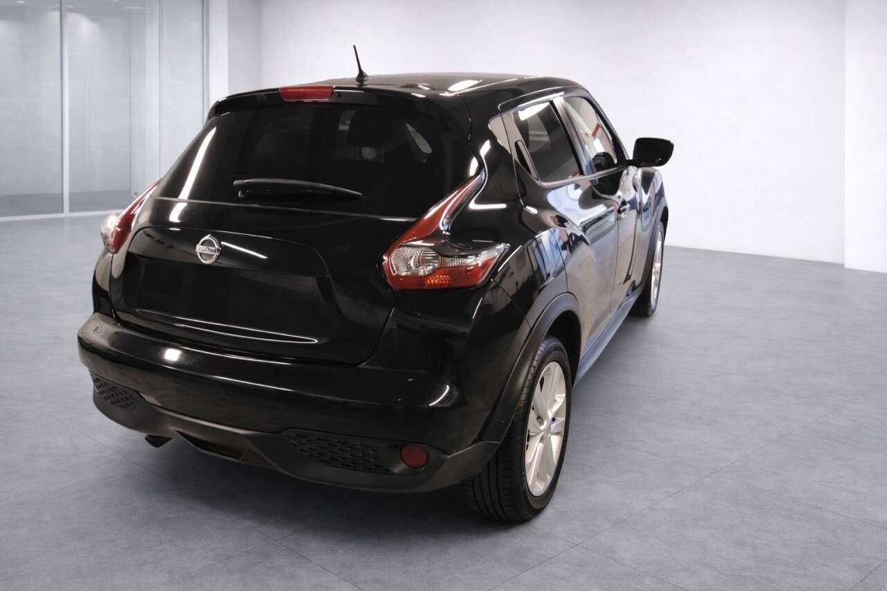 A 2015 NISSAN JUKE 1.2 N-CONNECTA DIG-T 5d 115 BHP A 2015 NISSAN JUKE 1.2 N-CONNECTA DIG-T 5d 115 BHP