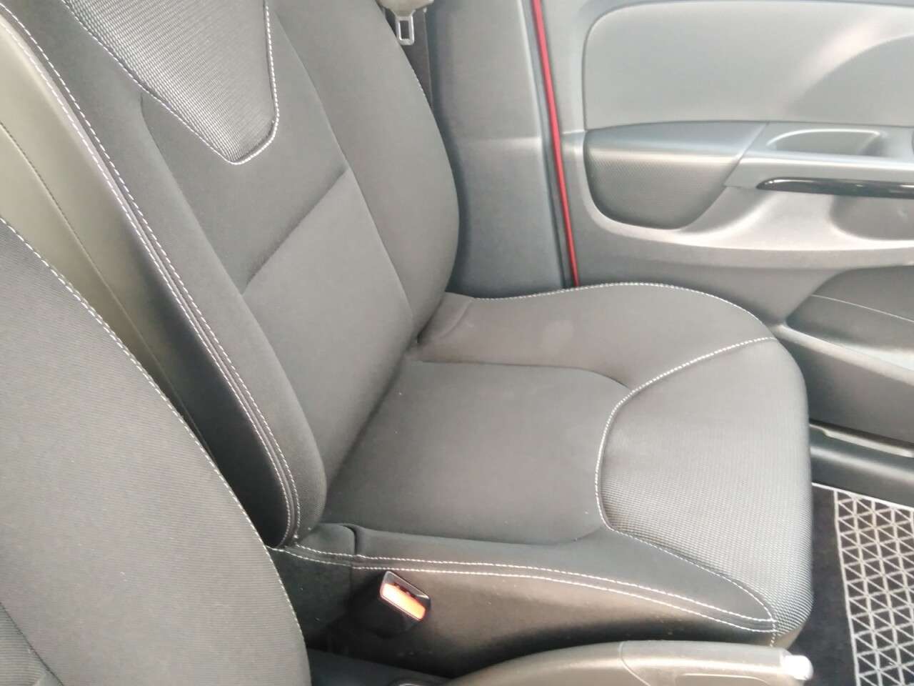 2016 RENAULT CLIO 2016 RENAULT CLIO