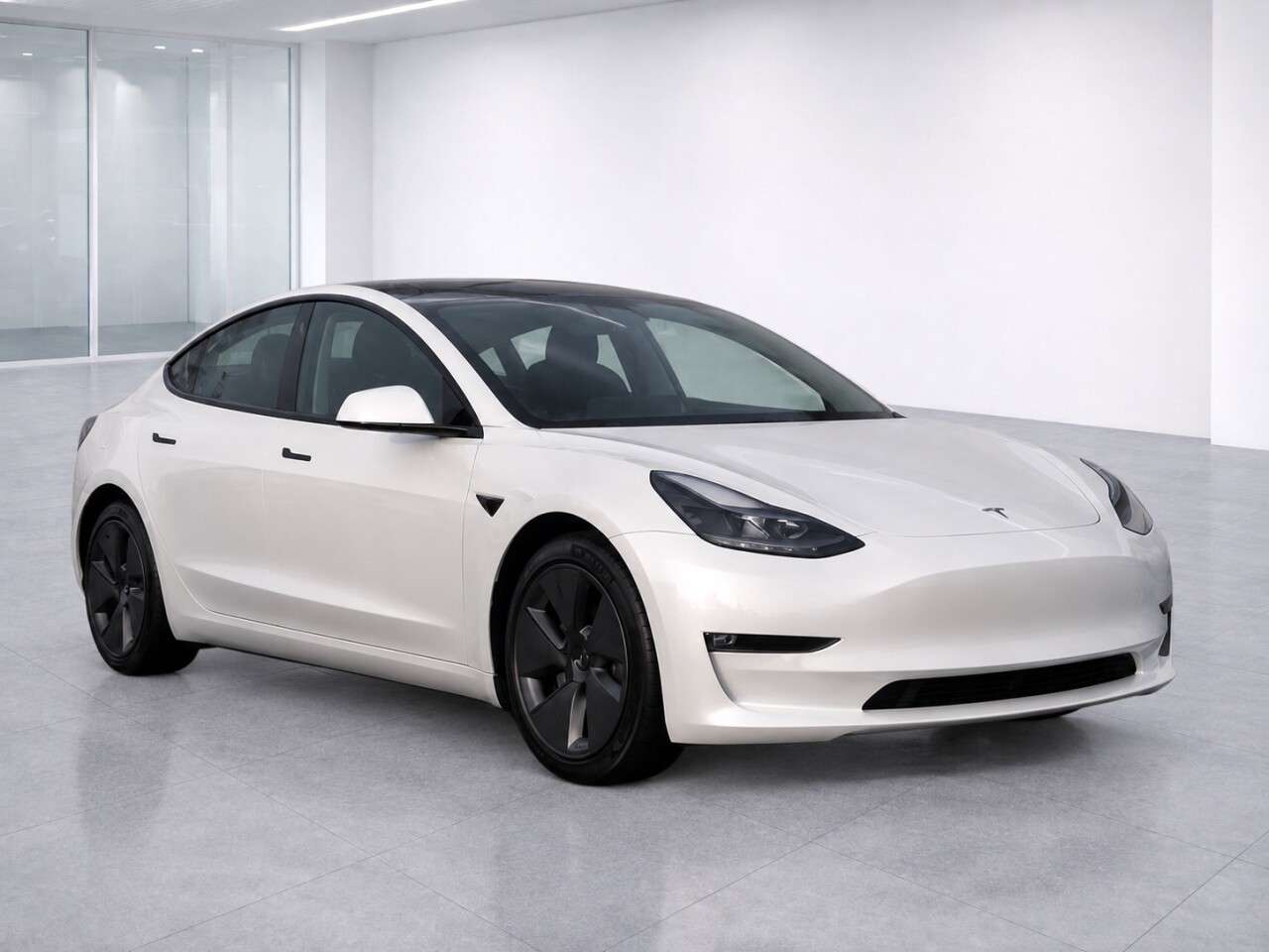 A 2021 TESLA MODEL 3 (Dual Motor) Long Range Saloon 4dr Electric Auto 4WDE (346 ps) A 2021 TESLA MODEL 3 (Dual Motor) Long Range Saloon 4dr Electric Auto 4WDE (346 ps)