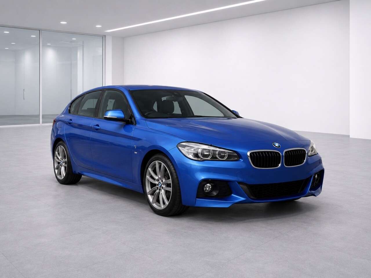 A 2018 BMW 2 SERIES ACTIVE TOURER 2.0 220d M Sport MPV 5dr Diesel Manual Euro 6 (s/s) (190 ps) A 2018 BMW 2 SERIES ACTIVE TOURER 2.0 220d M Sport MPV 5dr Diesel Manual Euro 6 (s/s) (190 ps)