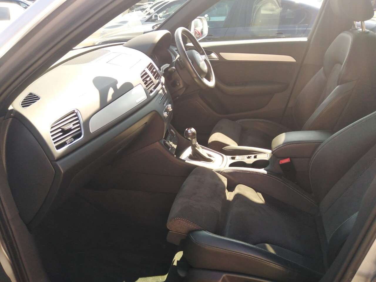 2015 AUDI Q3 2015 AUDI Q3