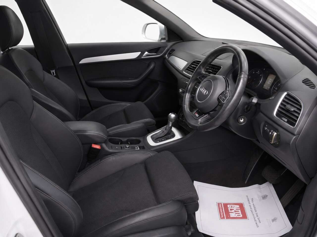 2015 AUDI Q3 2015 AUDI Q3