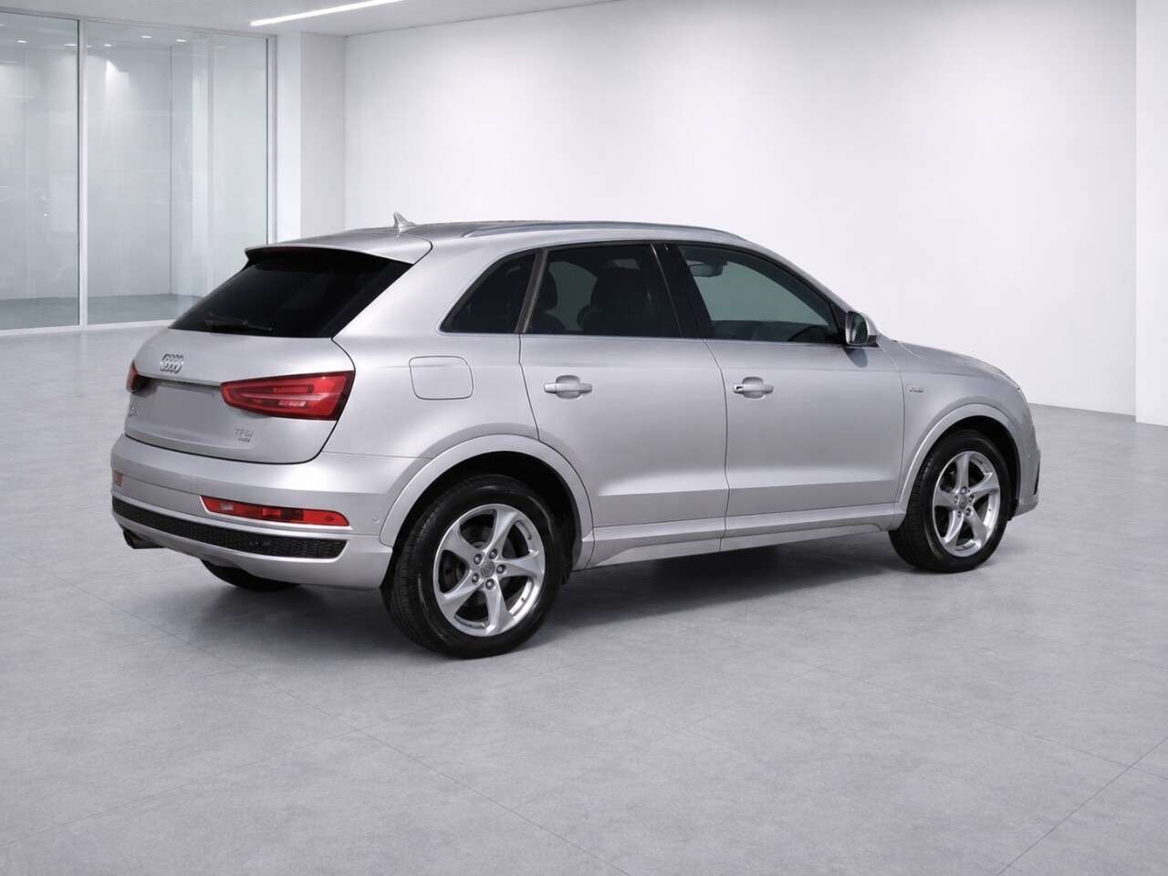 A 2015 AUDI Q3 2.0 TDI S line Plus SUV 5dr Diesel S Tronic quattro Euro 6 (s/s) (184 ps) A 2015 AUDI Q3 2.0 TDI S line Plus SUV 5dr Diesel S Tronic quattro Euro 6 (s/s) (184 ps)