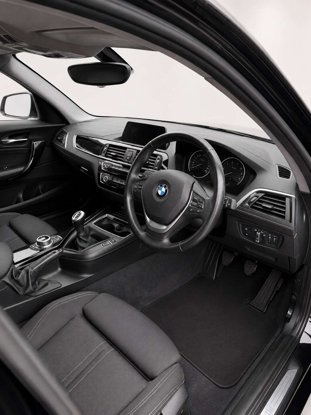 2018 BMW 1 SERIES 2018 BMW 1 SERIES