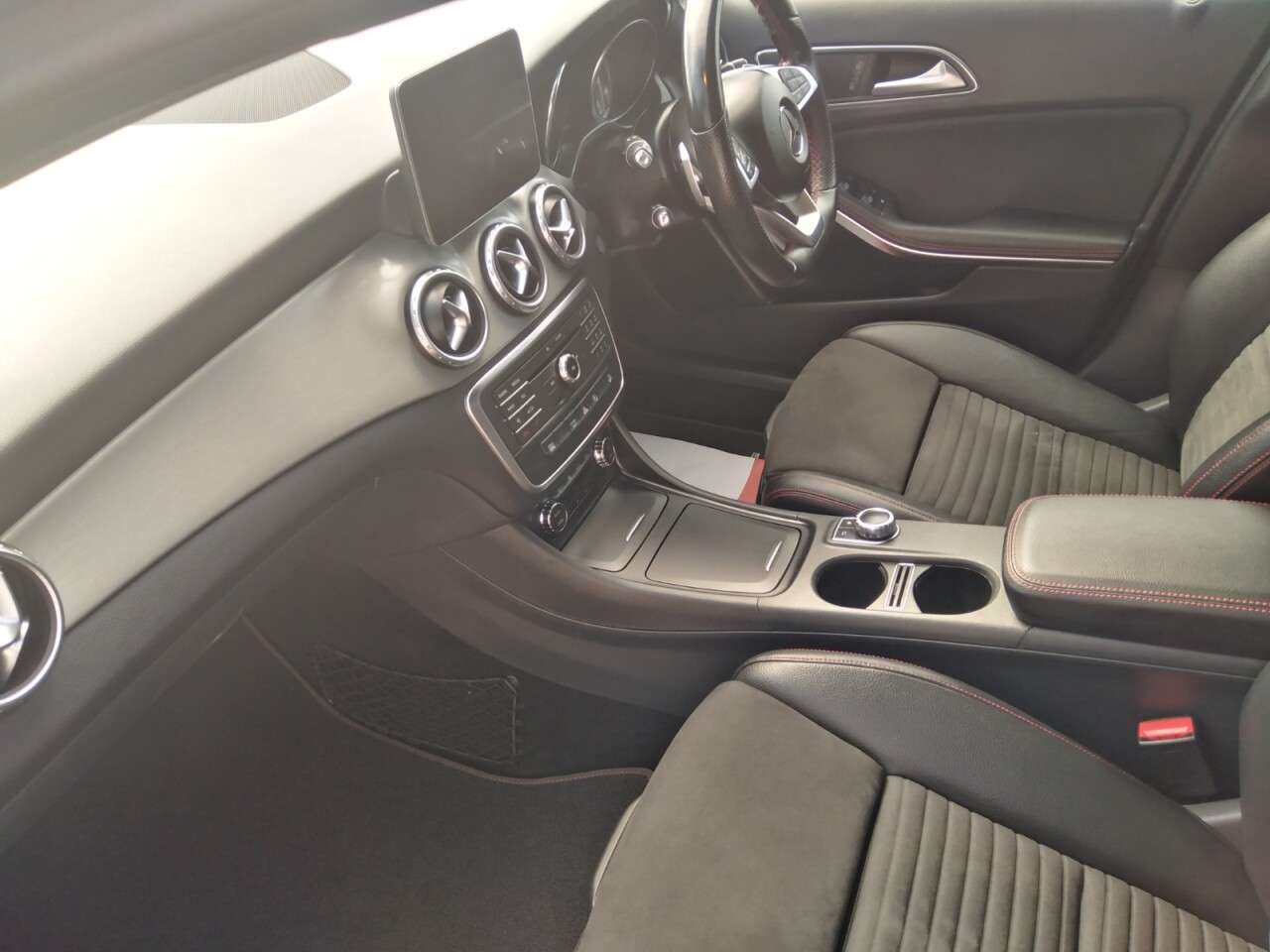 2016 MERCEDES-BENZ 180 2016 MERCEDES-BENZ 180