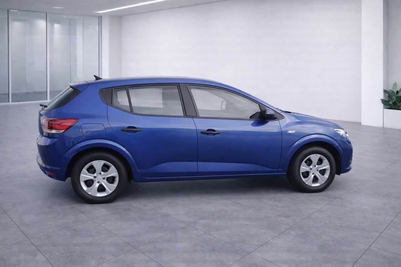 A 2021 DACIA SANDERO 1.0 TCe Essential Hatchback 5dr Petrol Manual Euro 6 (s/s) (90 ps) A 2021 DACIA SANDERO 1.0 TCe Essential Hatchback 5dr Petrol Manual Euro 6 (s/s) (90 ps)