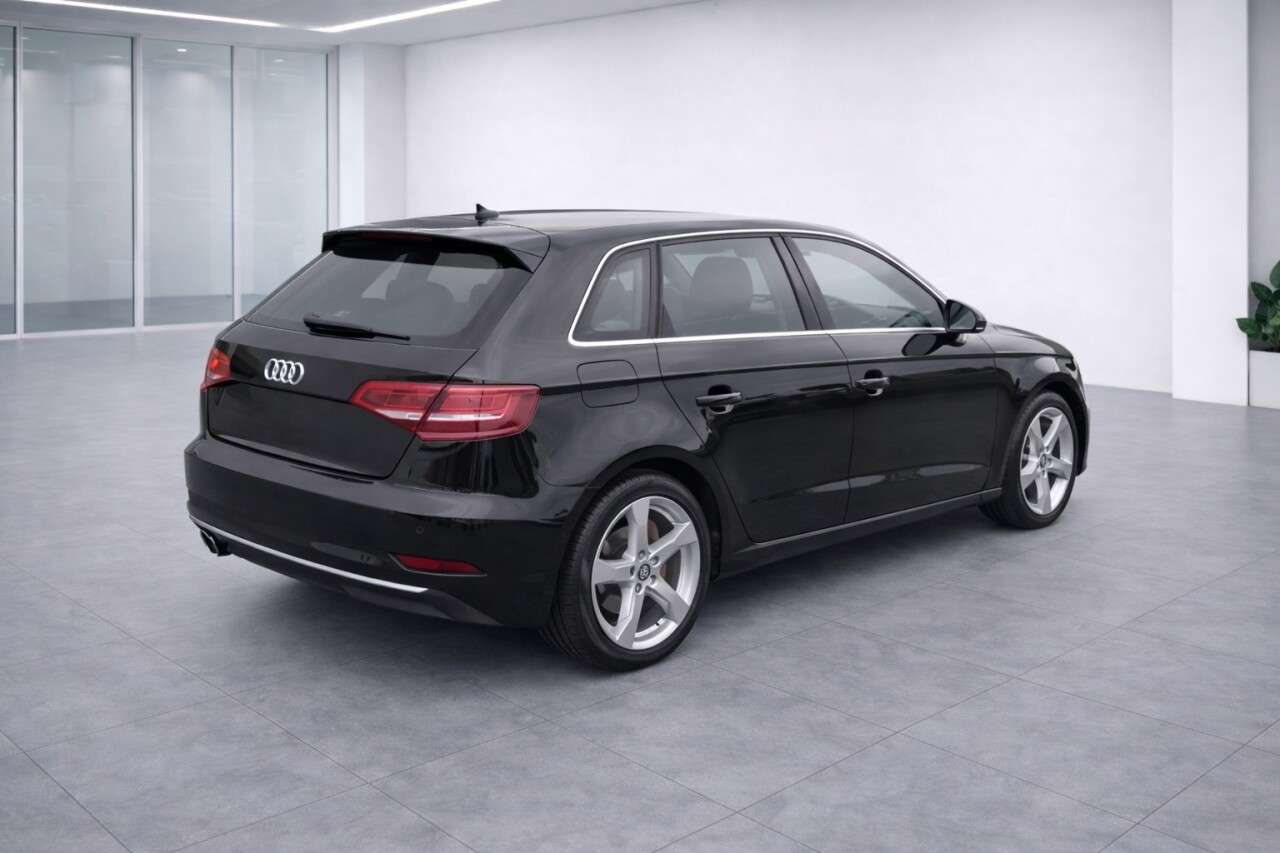 A 2017 AUDI A3 2.0 TFSI Sport Sportback 5dr Petrol Manual Euro 6 (s/s) (190 ps) A 2017 AUDI A3 2.0 TFSI Sport Sportback 5dr Petrol Manual Euro 6 (s/s) (190 ps)