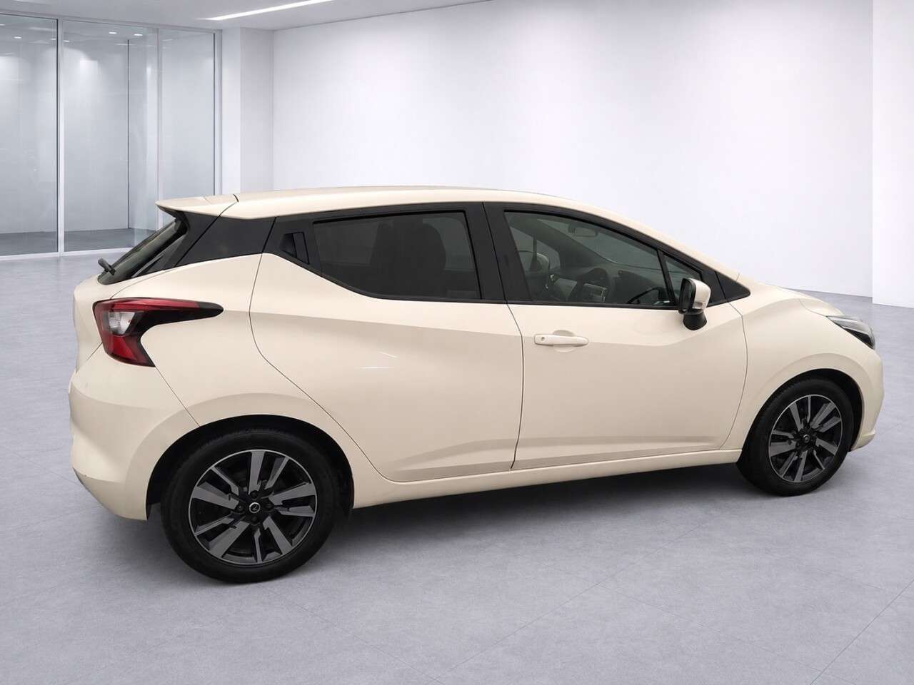 A 2018 NISSAN MICRA 0.9 IG-T Acenta Hatchback 5dr Petrol Manual Euro 6 (s/s) (90 ps) A 2018 NISSAN MICRA 0.9 IG-T Acenta Hatchback 5dr Petrol Manual Euro 6 (s/s) (90 ps)
