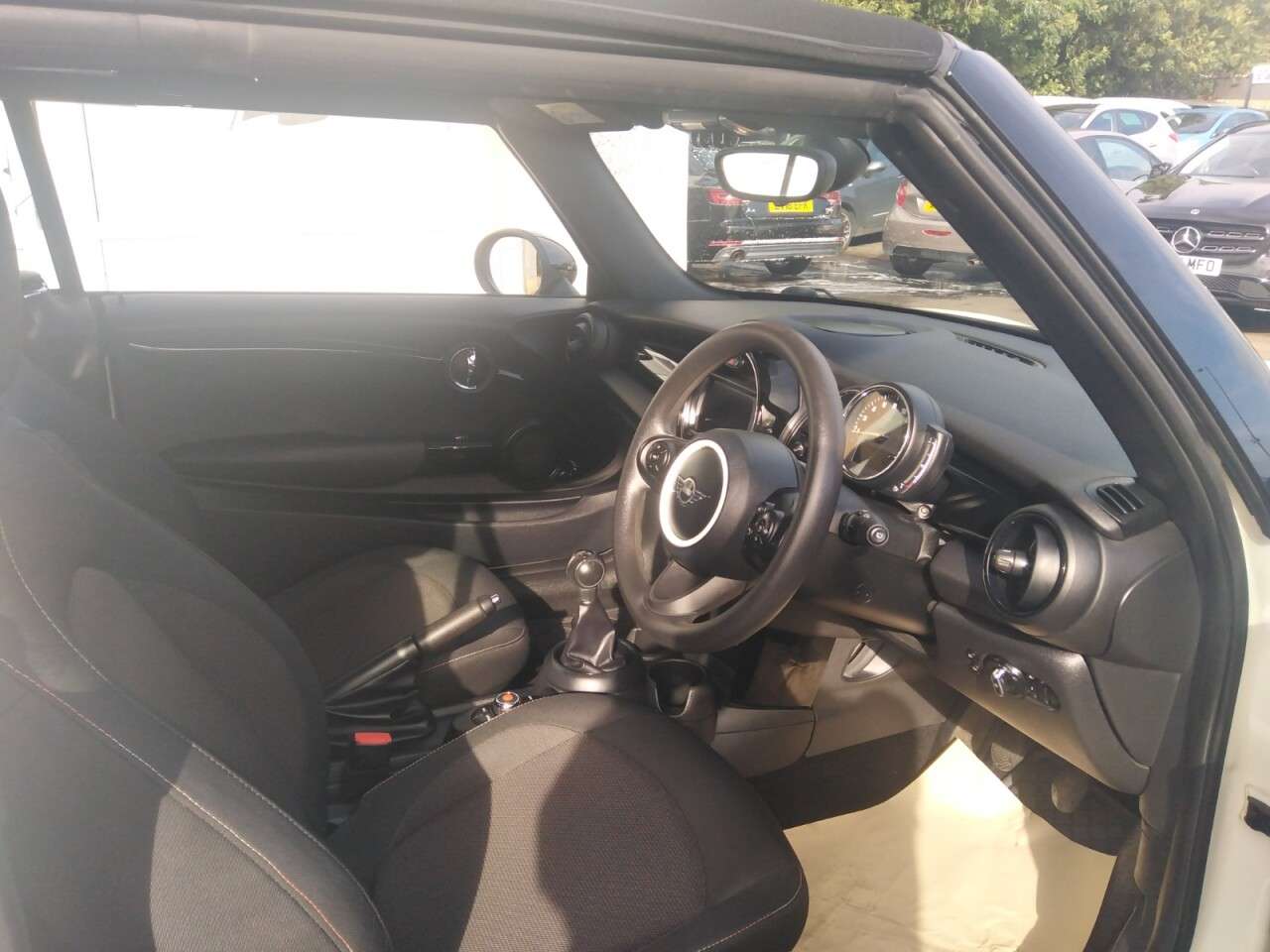 2018 MINI CONVERTIBLE 2018 MINI CONVERTIBLE