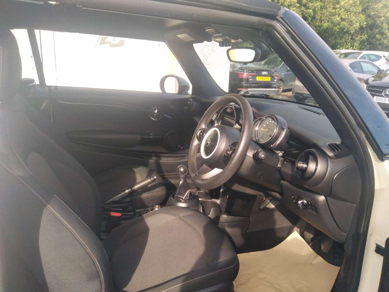 2018 MINI CONVERTIBLE 2018 MINI CONVERTIBLE